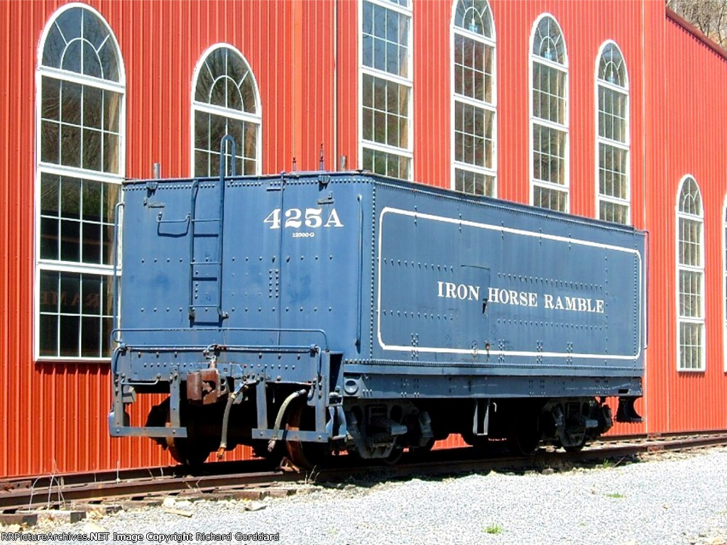 Auxiliary 425 tender